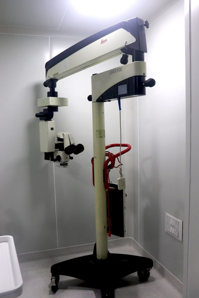 Operating Microscope - OT